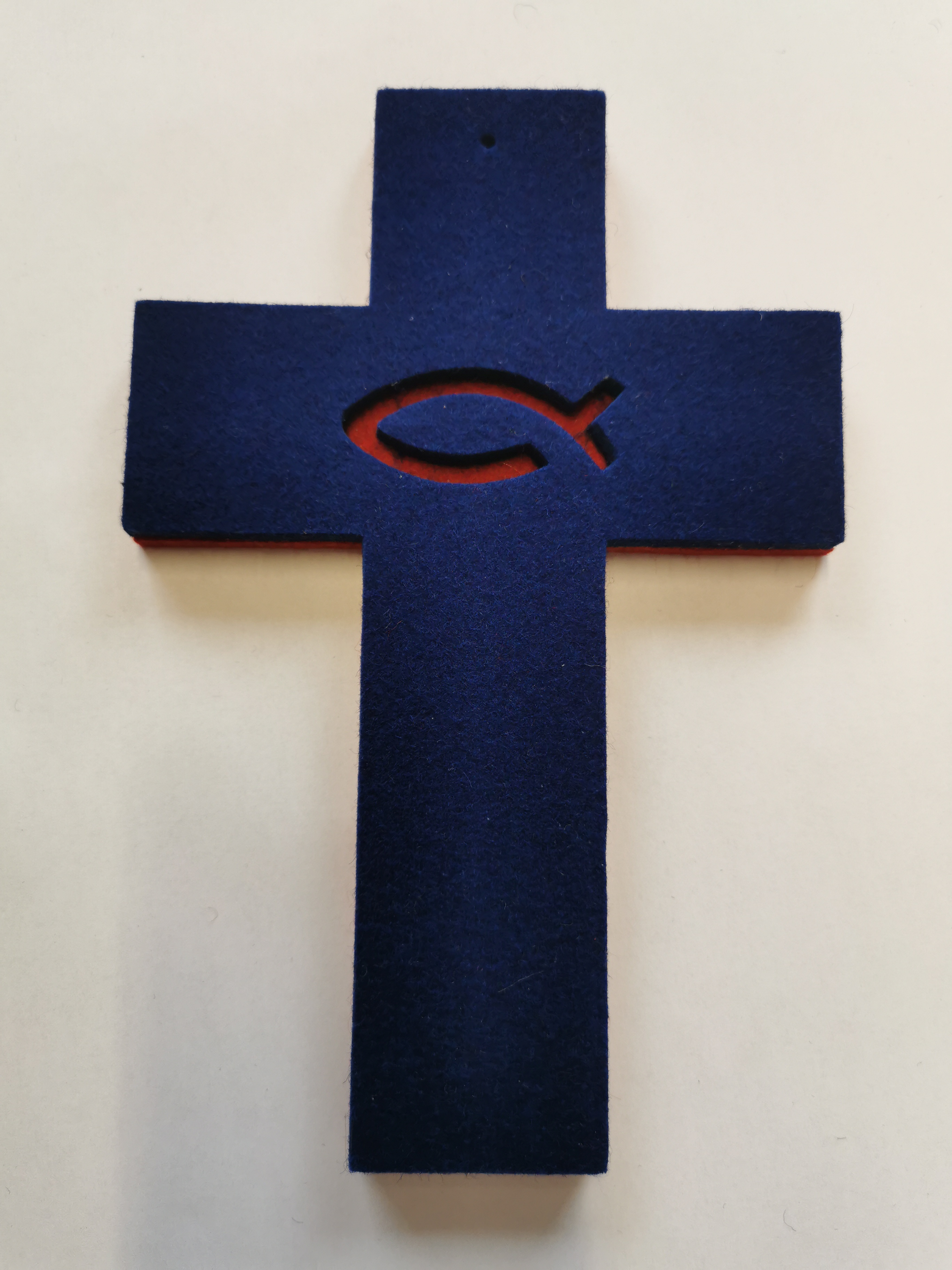 Sonderposten Kreuz zum aufhängen aus echtem Wollfilz